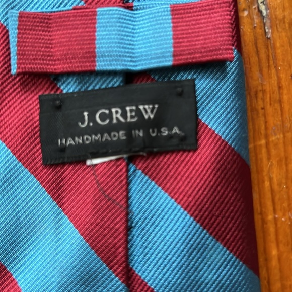 J.Crew Silk Blend tie. Beautiful stripe color blue and red. - Picture 2 of 2
